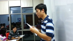  CÔ TRONG MẮT EM CỰC ĐÁNG YÊU