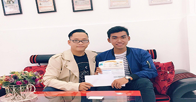 Sự tập trung, phản xạ mau lẹ nhờ kinh nghiệm từ nhiều lần giải đề và một chút tự tin đã giúp Lê Tấn Tài đạt được 750 TOEIC
